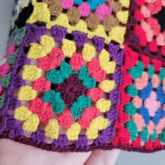 Farm Rio Crocheted & Cropped Pullover size L NWT - Picture 8 of 11